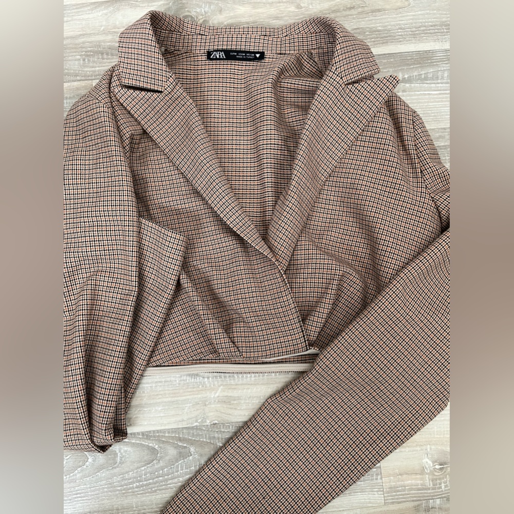 Zara cream houndstooth cropped blazer